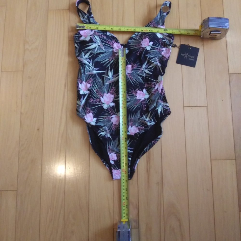 New Niptuck one piece bathing suit  floral size 6 - Picture 8 of 14